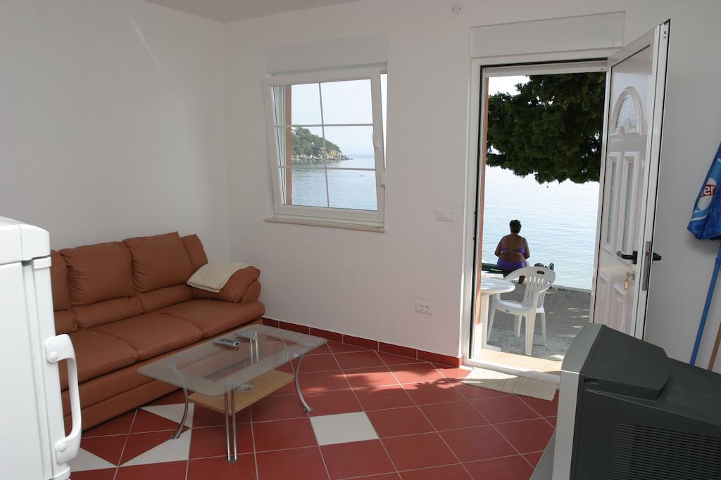 Villa Nelo Podaca Habitación foto